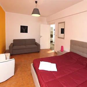 Marina Сasa de vacaciones Roma