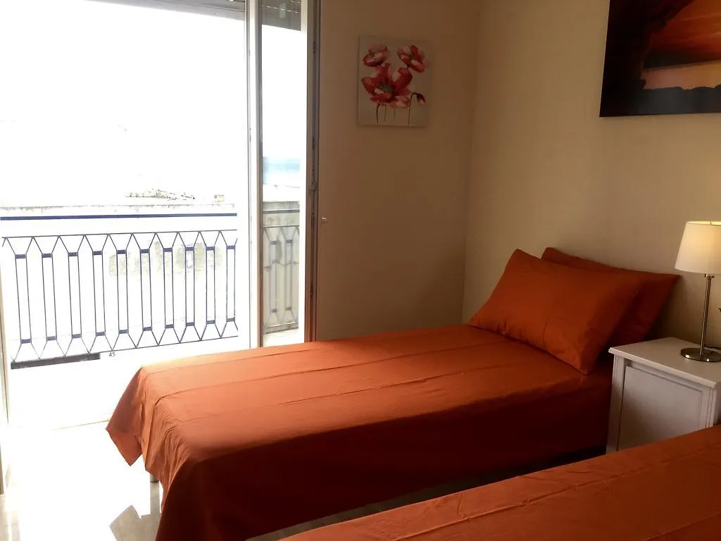 Apartment Holiday Rentals Taormina