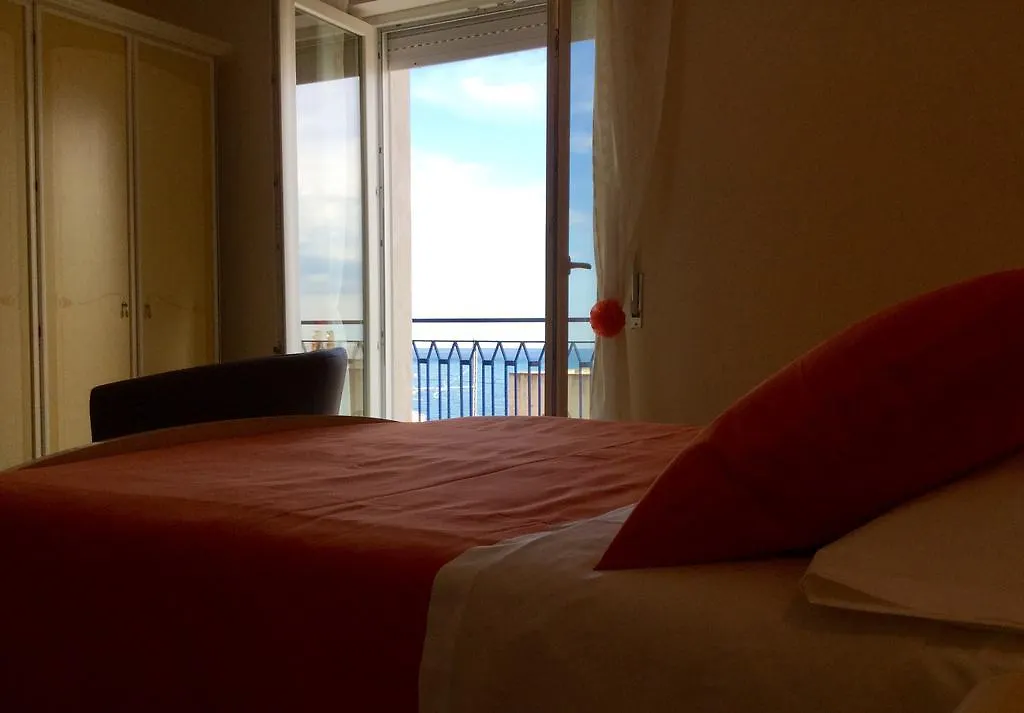 Apartment Holiday Rentals Taormina